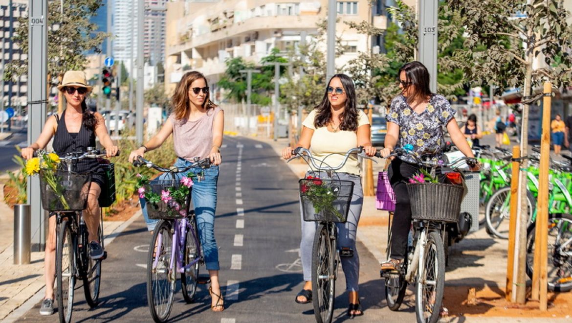 קמפיין ראשון מסוגו לעידוד רכיבת נשים על אופניים