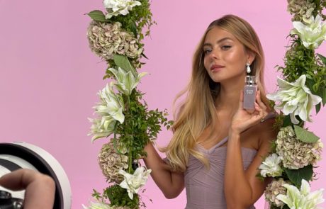 מישל גרציג נבחרה כפרזנטורית של הבושם ICON VEIL